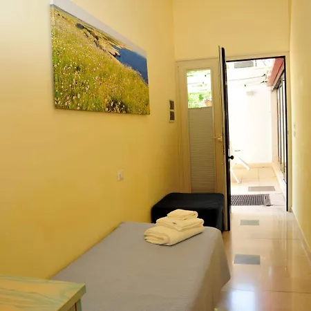 Cala Dei Normanni - Sul Lungomare Bed & Breakfast