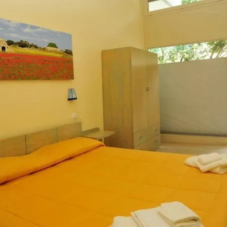 Bed & Breakfast Cala Dei Normanni - Sul Lungomare 3*