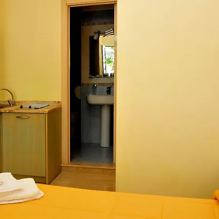 Bed & Breakfast Cala Dei Normanni - Sul Lungomare